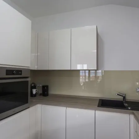 Moderne Meerblick Ap-1 Mit Pool Und Terrasse Bbq In Der Naehe Von Split Trogir By Interhome Kastela