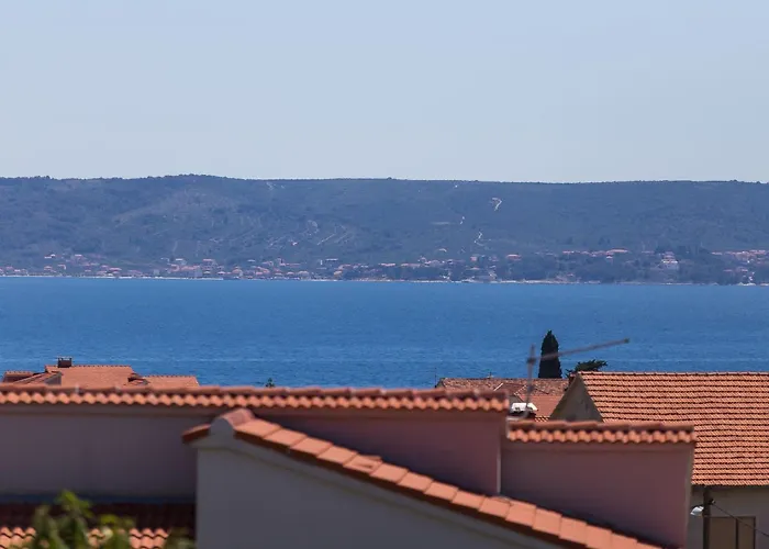 Moderne Meerblick Ap-1 Mit Pool Und Terrasse Bbq In Der Naehe Von Split Trogir By Interhome Kastela